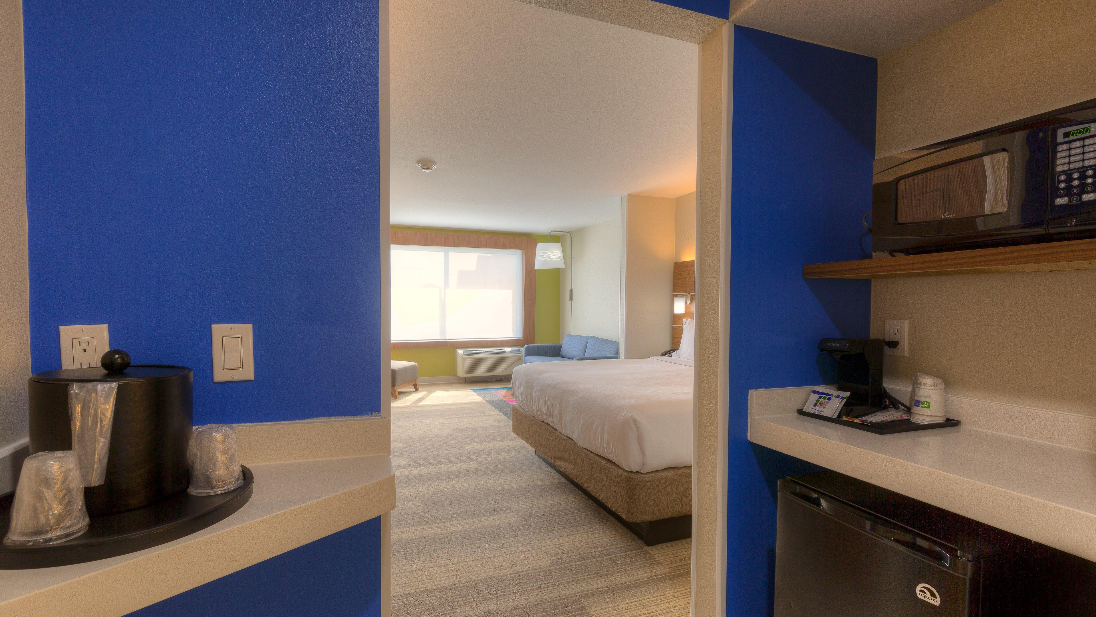 Holiday Inn Express & Suites Tulsa Midtown By Ihg מראה חיצוני תמונה
